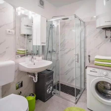Apartment Slava - Sea View Rijeka